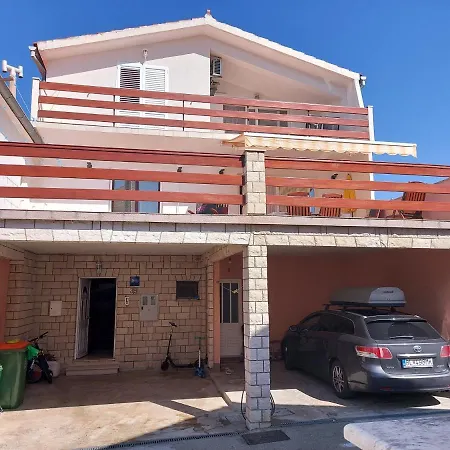 Apartment Prgin Primosten