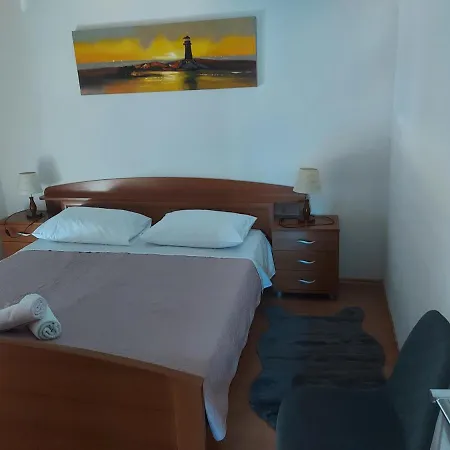 Apartment Prgin Primosten